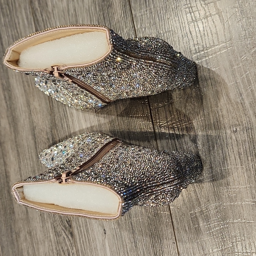 EUC Betsy Johnson Glass stone upper Sequins 3 1/2" heeled Boots sz 8.5M - Picture 8 of 14
